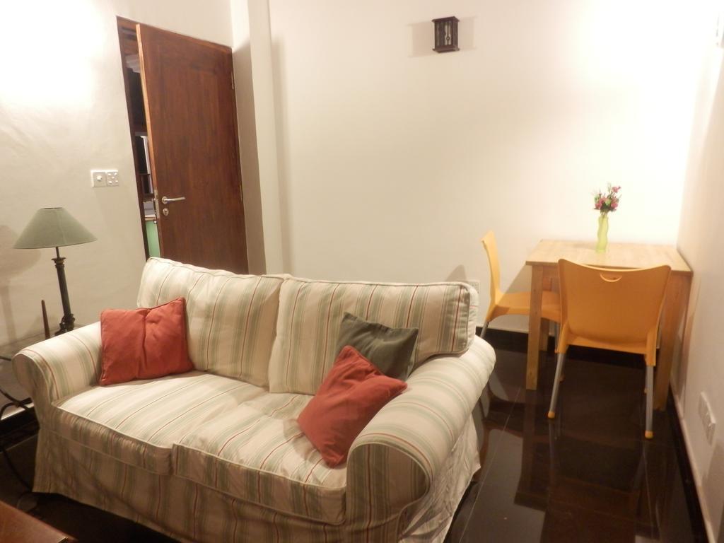 Ronny Cabaña Negombo Habitación foto